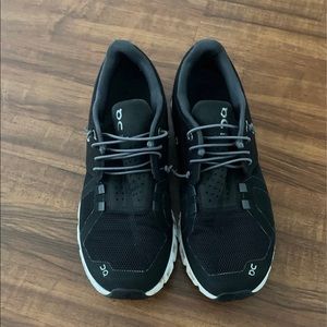 Black On Cloud shoes